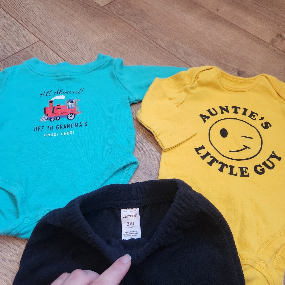 Carter's 3m Boys Outfits - Picture 2 of 2